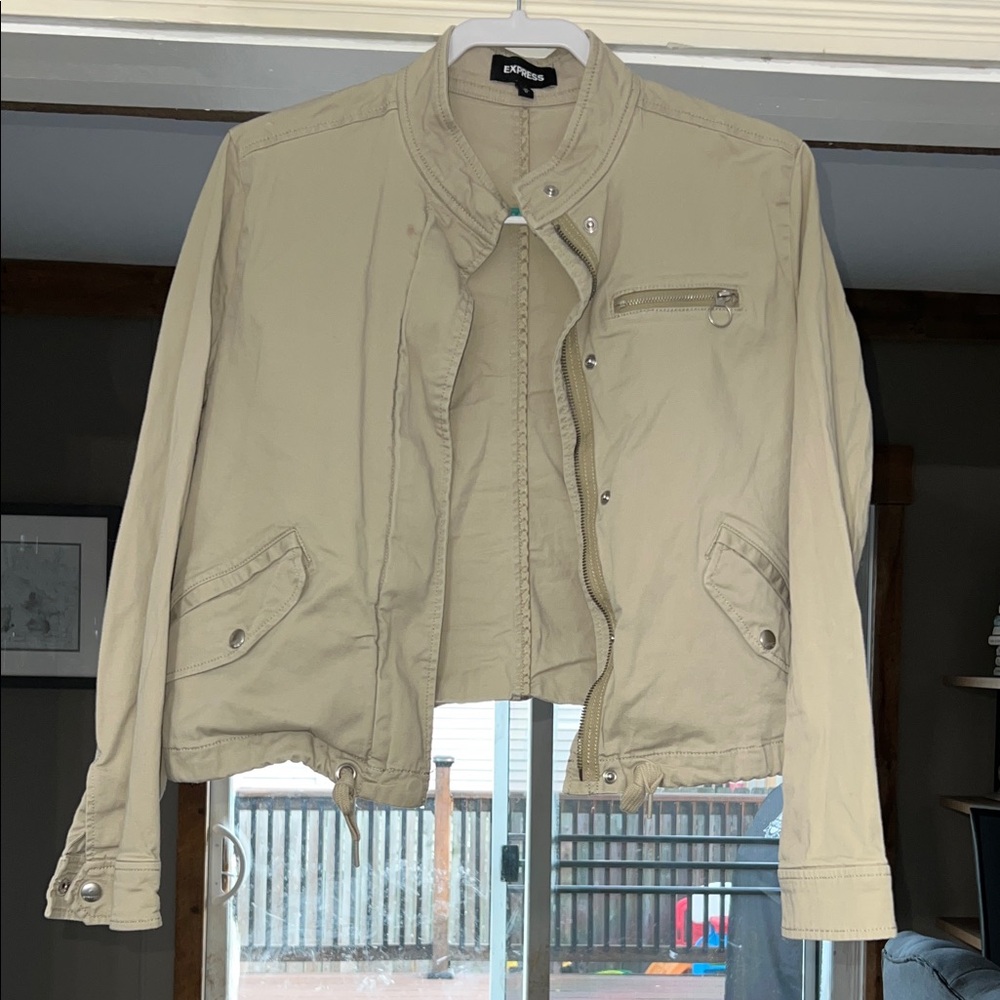 Women's Utility Jacket in Beige